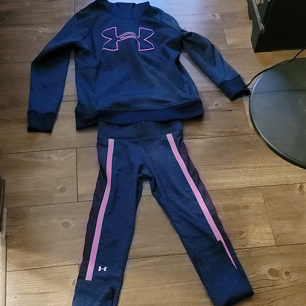 Under Armour sweatshirt/legging set
